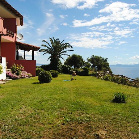 Marianna Sea View Afitos Apartment Bagian luar foto