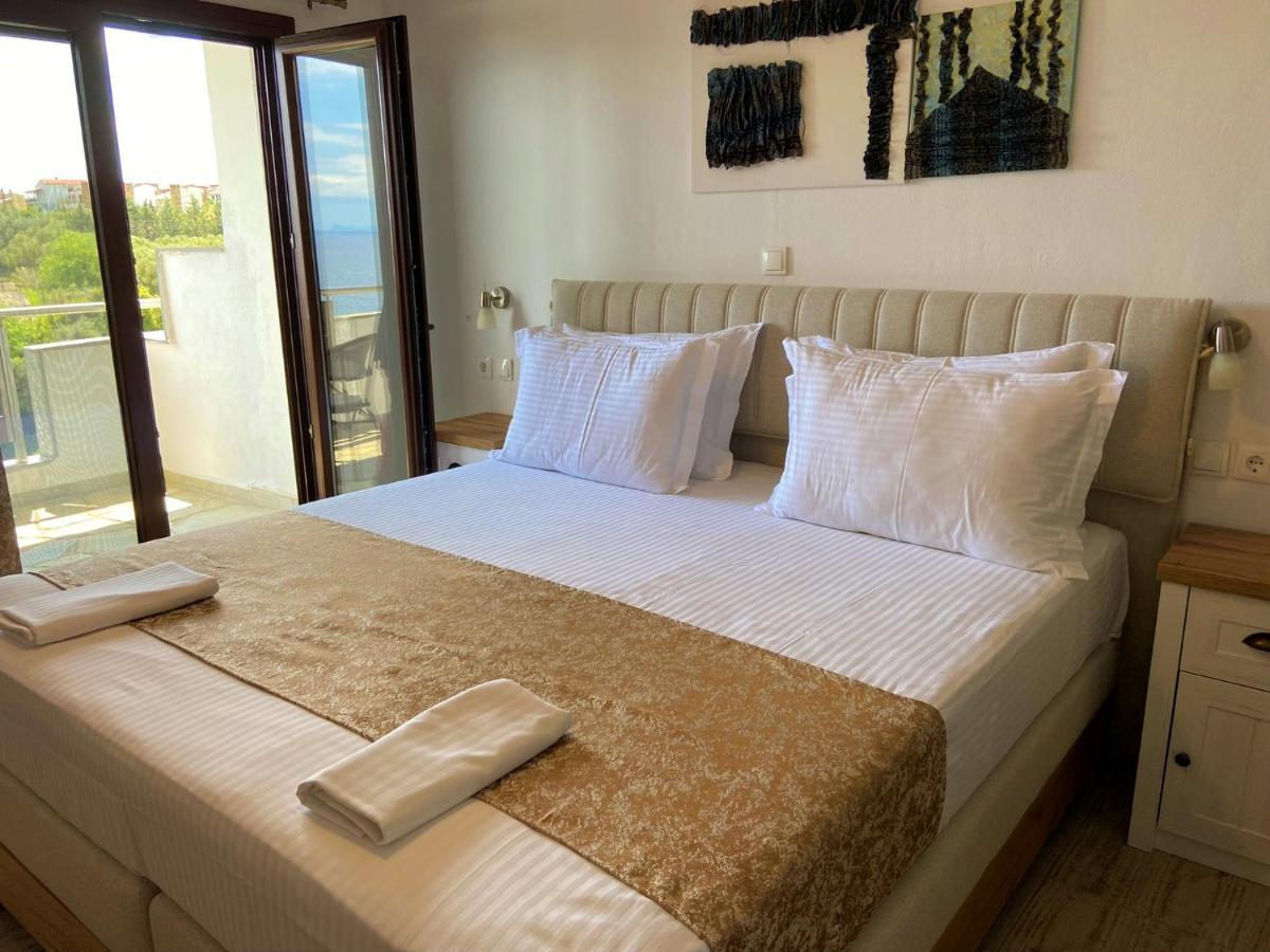Marianna Sea View Afitos Apartment Bagian luar foto