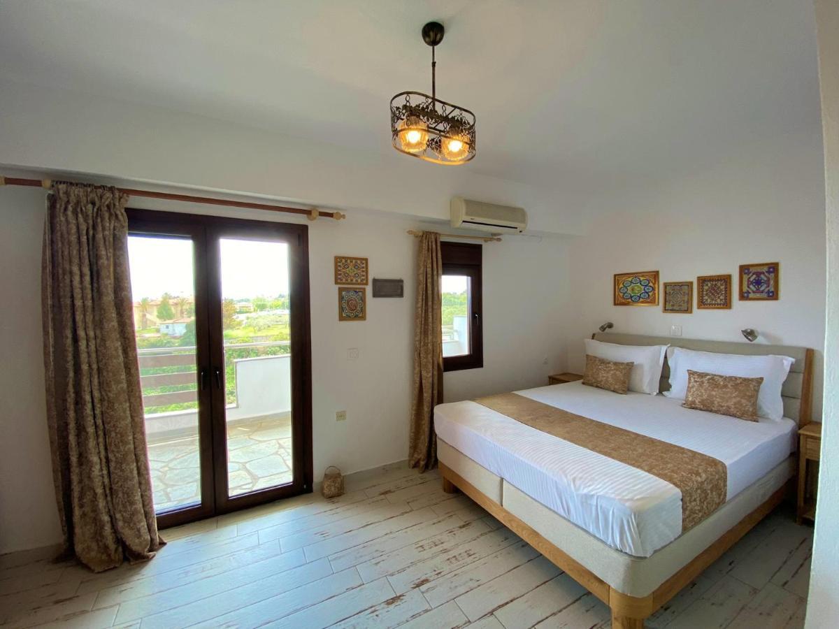 Marianna Sea View Afitos Apartment Bagian luar foto