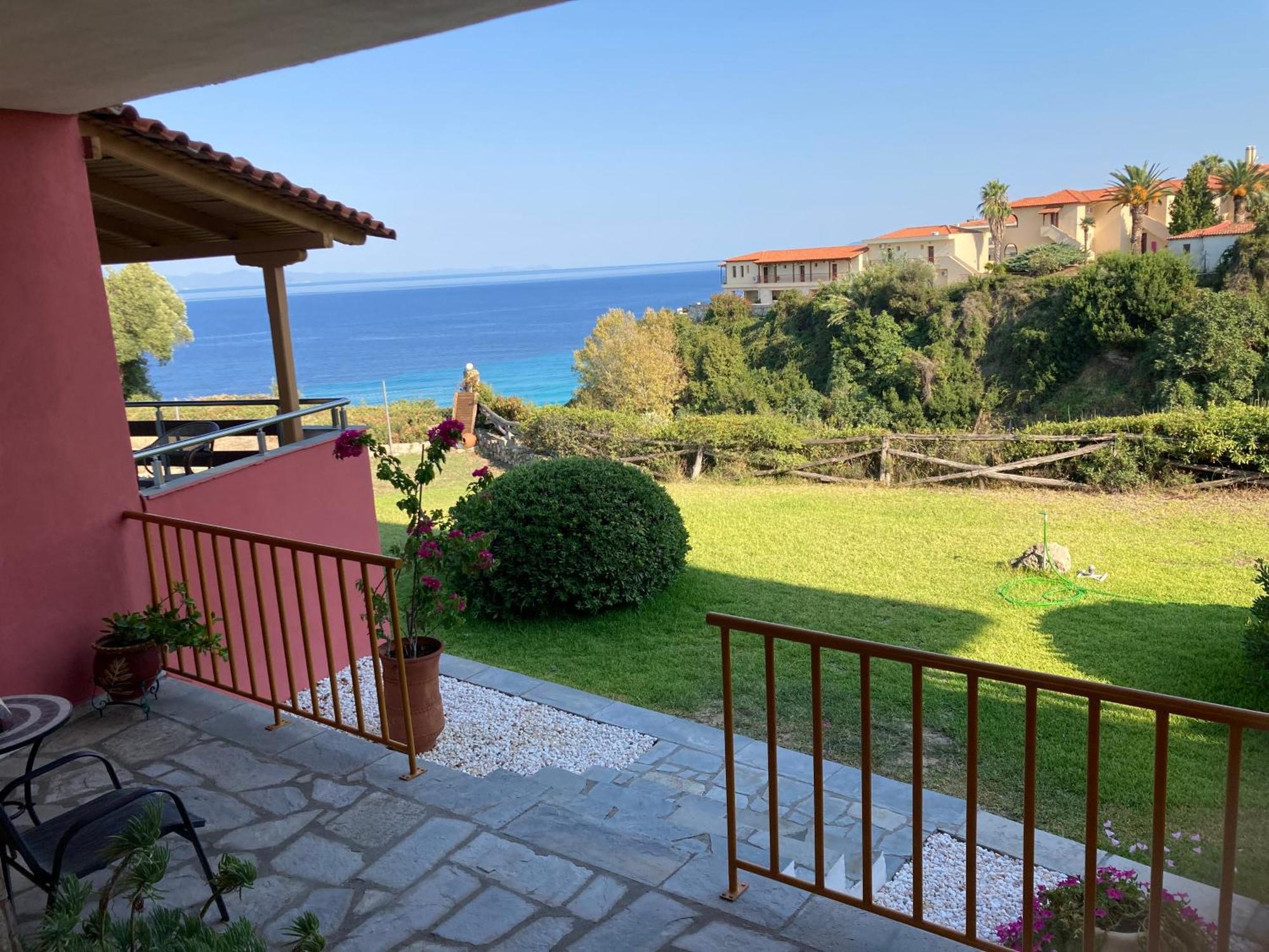 Marianna Sea View Afitos Apartment Bagian luar foto