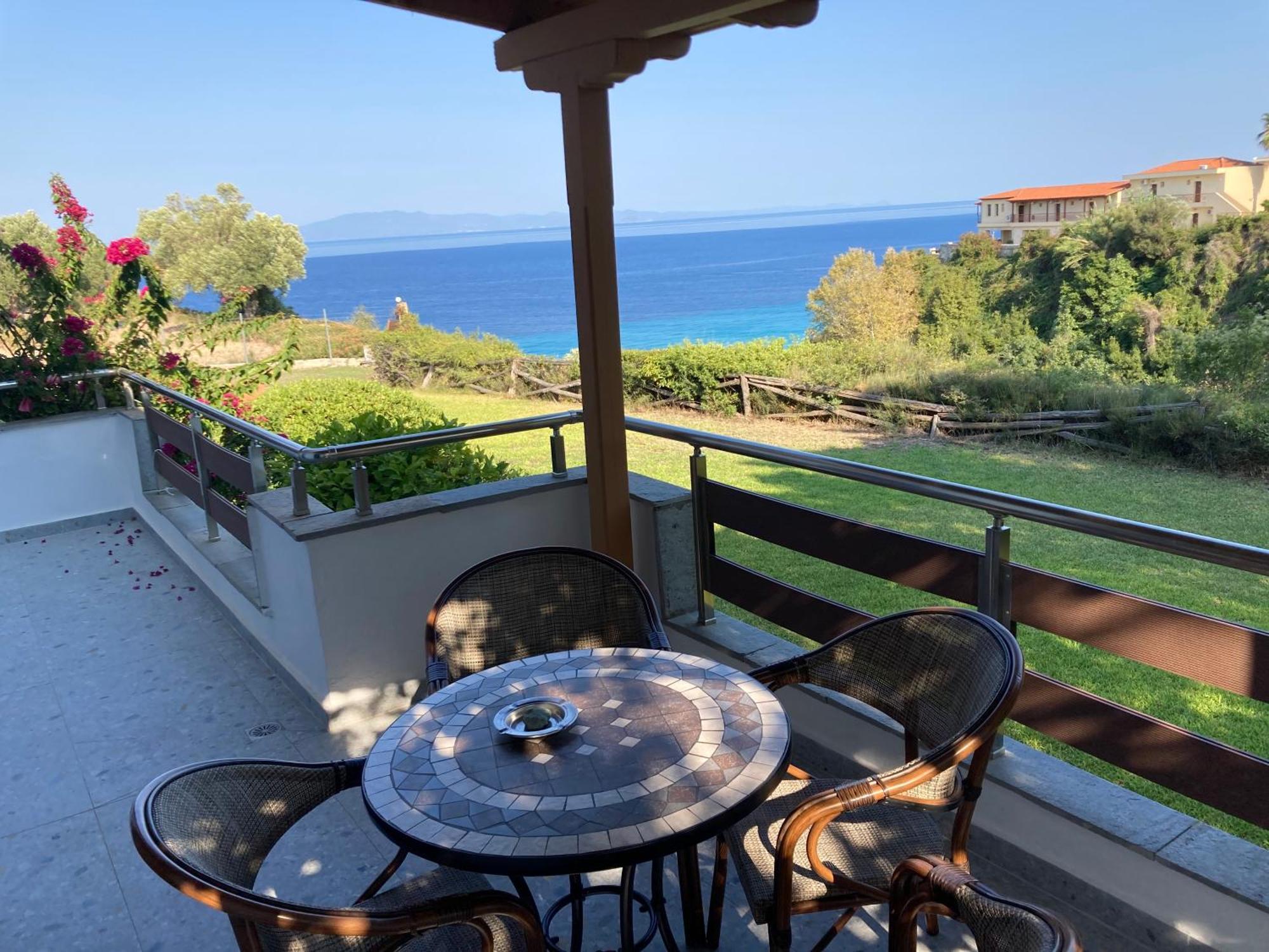 Marianna Sea View Afitos Apartment Bagian luar foto
